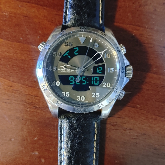 Hamilton Khaki Pilot Flight Timer H645140 - Picture 12 of 13